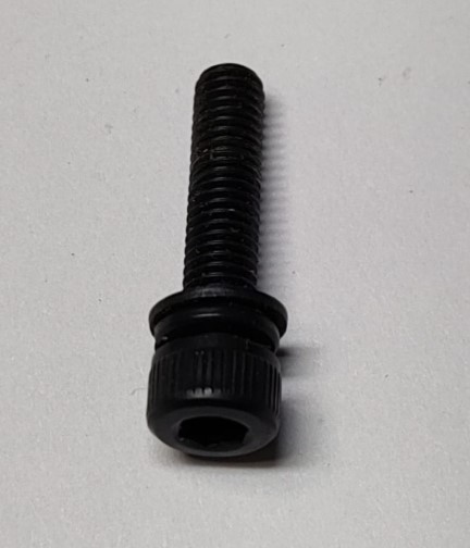 ECHO CS-370 90016205022 Screw, 5 X 22 (USED)